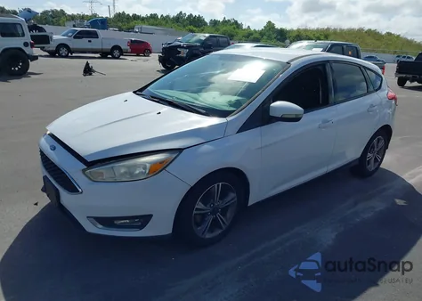 2017 Ford Focus Se z USA, uszkodzony, nr VIN 1FADP3K27HL231801